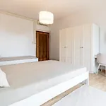 4 Bd In The Majestic Domus Aurea