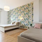 4 Bd In The Majestic Domus Aurea Διαμέρισμα *