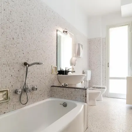 4 Bd In The Majestic Domus Aurea Apartmán Boloňa