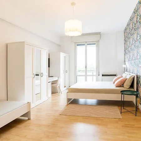 4 Bd In The Majestic Domus Aurea Boloňa
