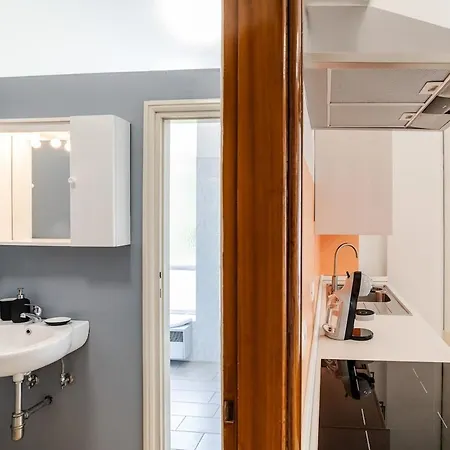 4 Bd In The Majestic Domus Aurea Boloňa