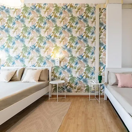 4 Bd In The Majestic Domus Aurea *