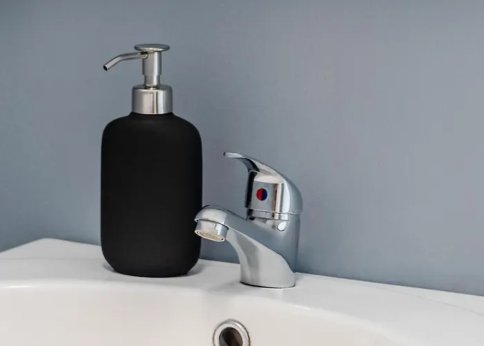 4 Bd In The Majestic Domus Aurea