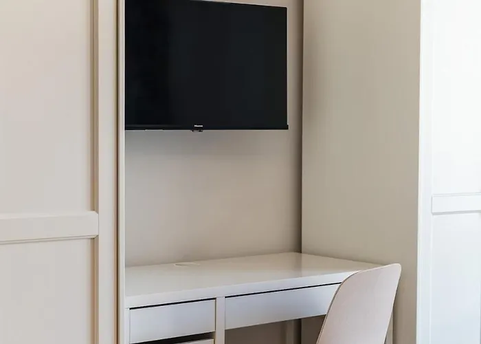 4 Bd In The Majestic Domus Aurea Bolonia