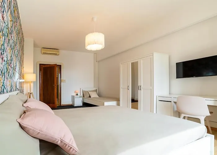 4 Bd In The Majestic Domus Aurea Apartament Bolonia