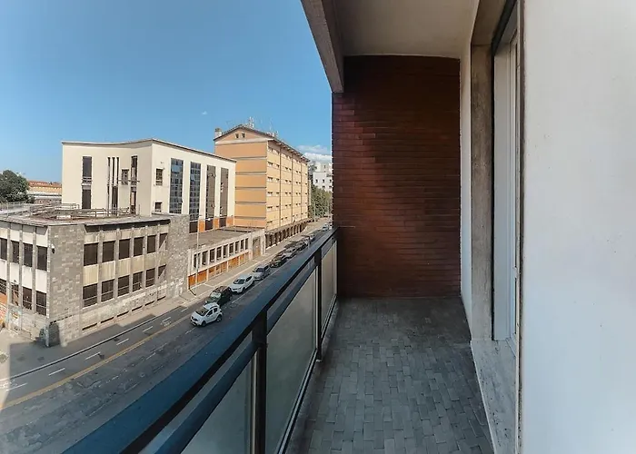 4 Bd In The Majestic Domus Aurea