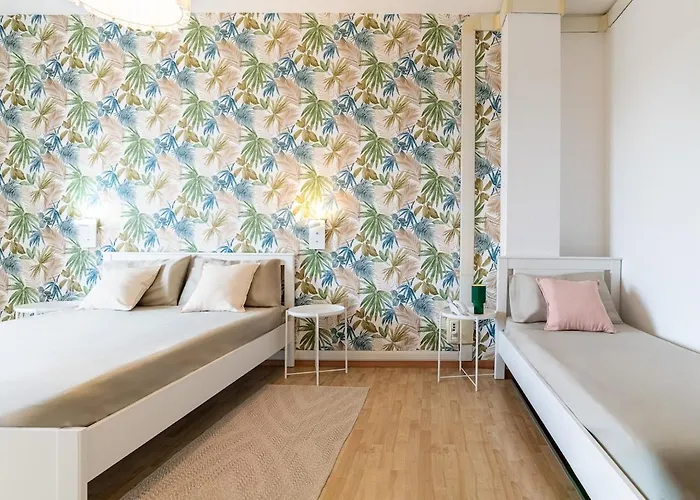 4 Bd In The Majestic Domus Aurea *